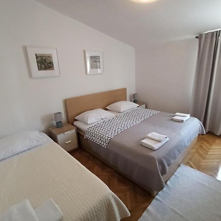 מאקרסקה Apartments Pinery מראה חיצוני תמונה