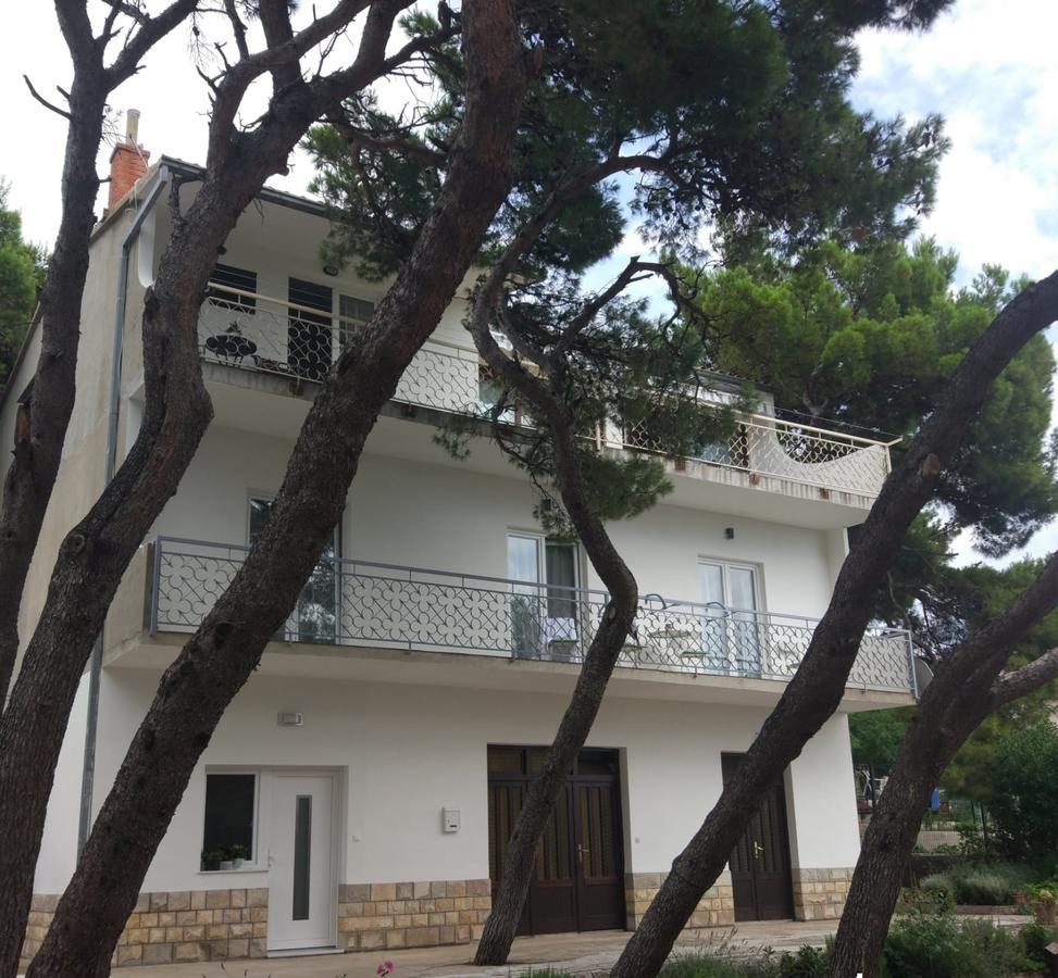 מאקרסקה Apartments Pinery מראה חיצוני תמונה
