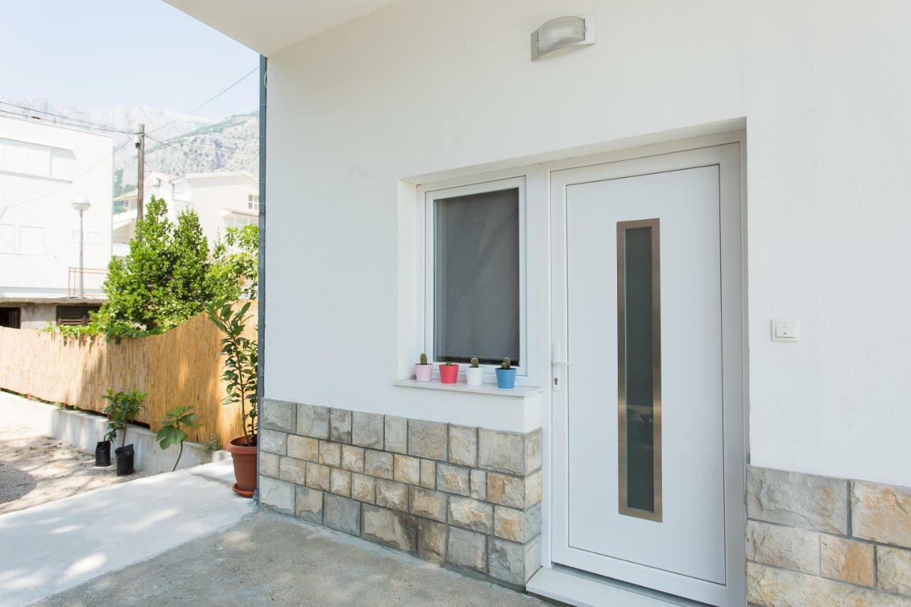 מאקרסקה Apartments Pinery מראה חיצוני תמונה