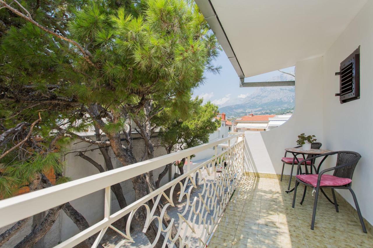 מאקרסקה Apartments Pinery מראה חיצוני תמונה