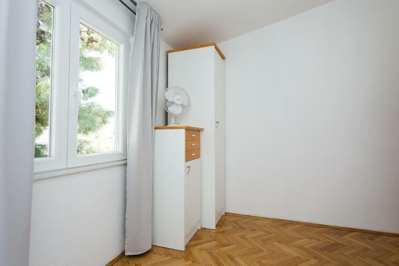 מאקרסקה Apartments Pinery מראה חיצוני תמונה